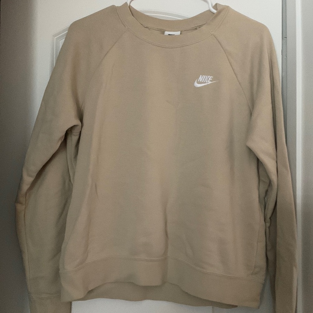 Nike sweatshirt